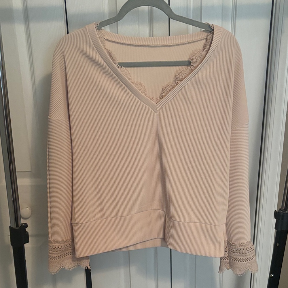 Elegant Lace Trim V-Neck Top - Cream